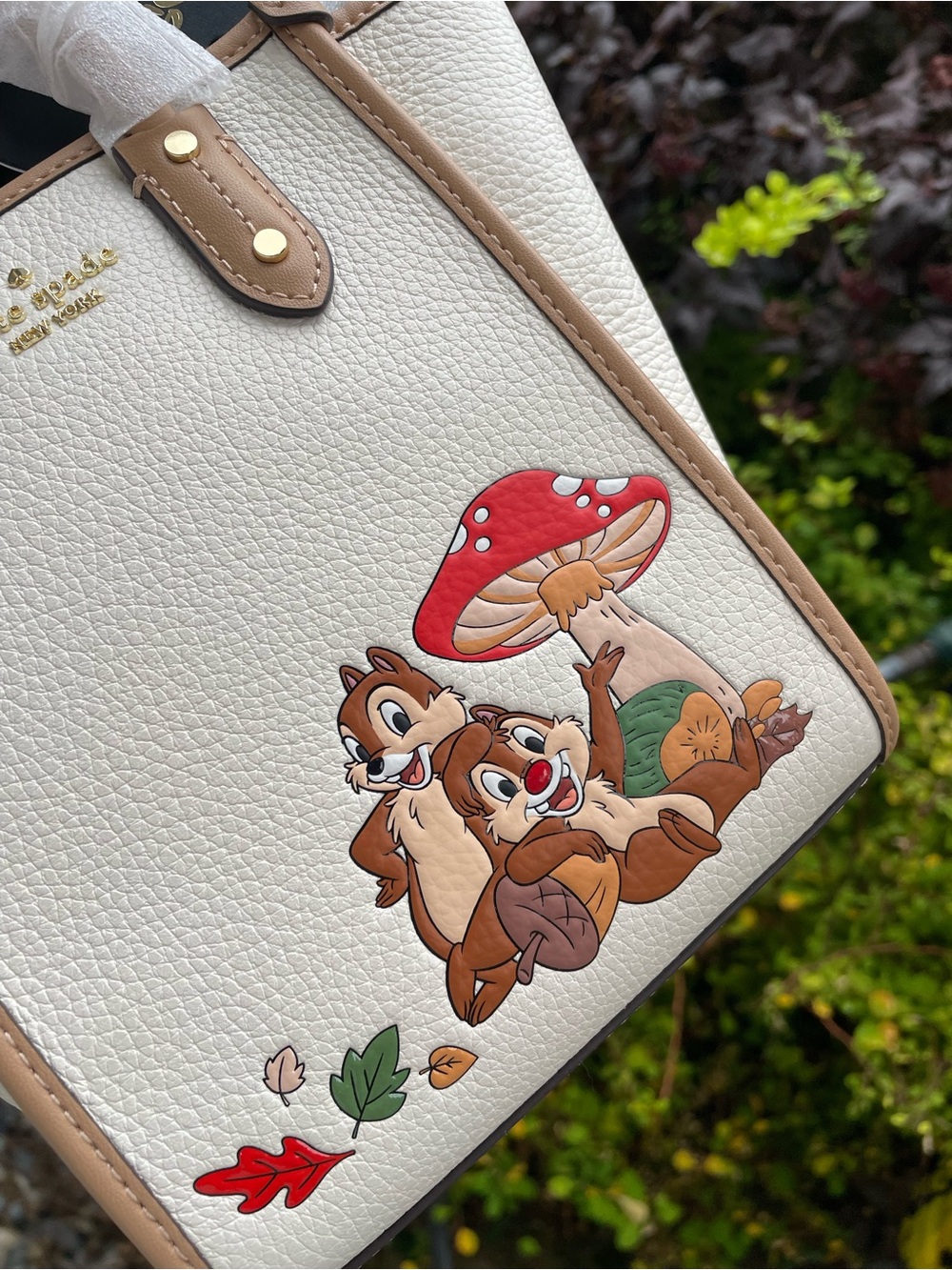 New Ella Disney X Kate Spade New York Chip N Dale Mini Tote KL749 - Picture 3 of 5